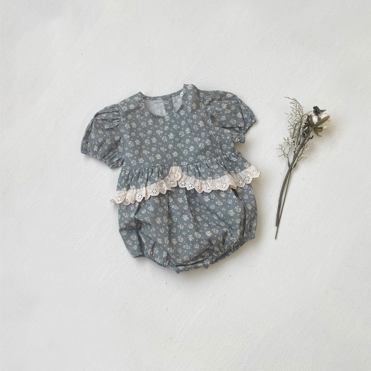 Baby Girl Clothes Nordic Style Pure Cotton Breathable Small Floral Court Retro Onesie Baby